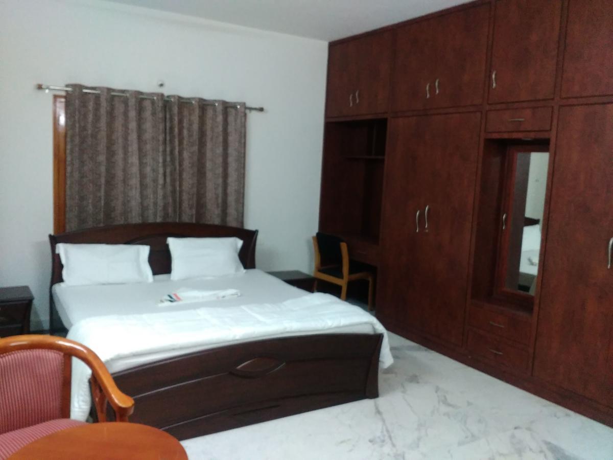 Fresh Living Prime Banjara Hotel Hyderabad Exterior photo