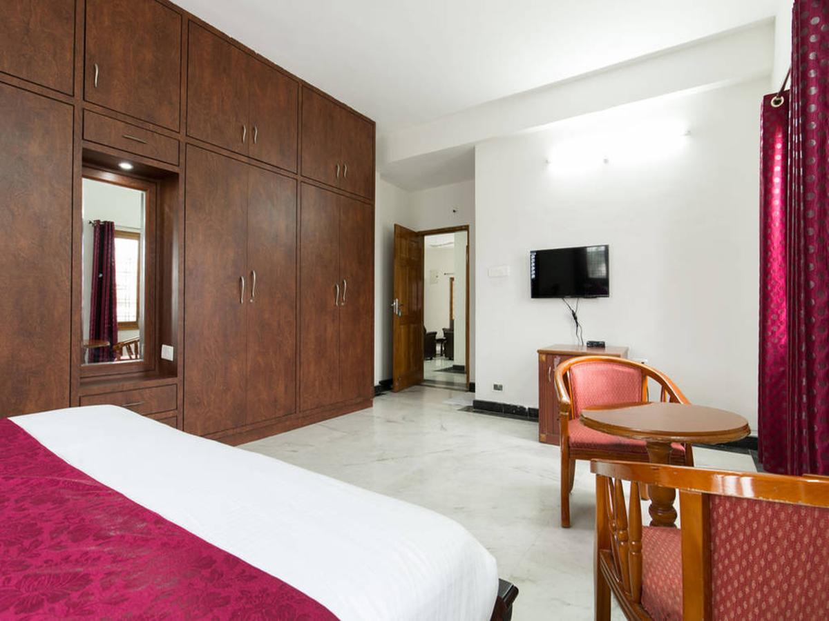Fresh Living Prime Banjara Hotel Hyderabad Exterior photo